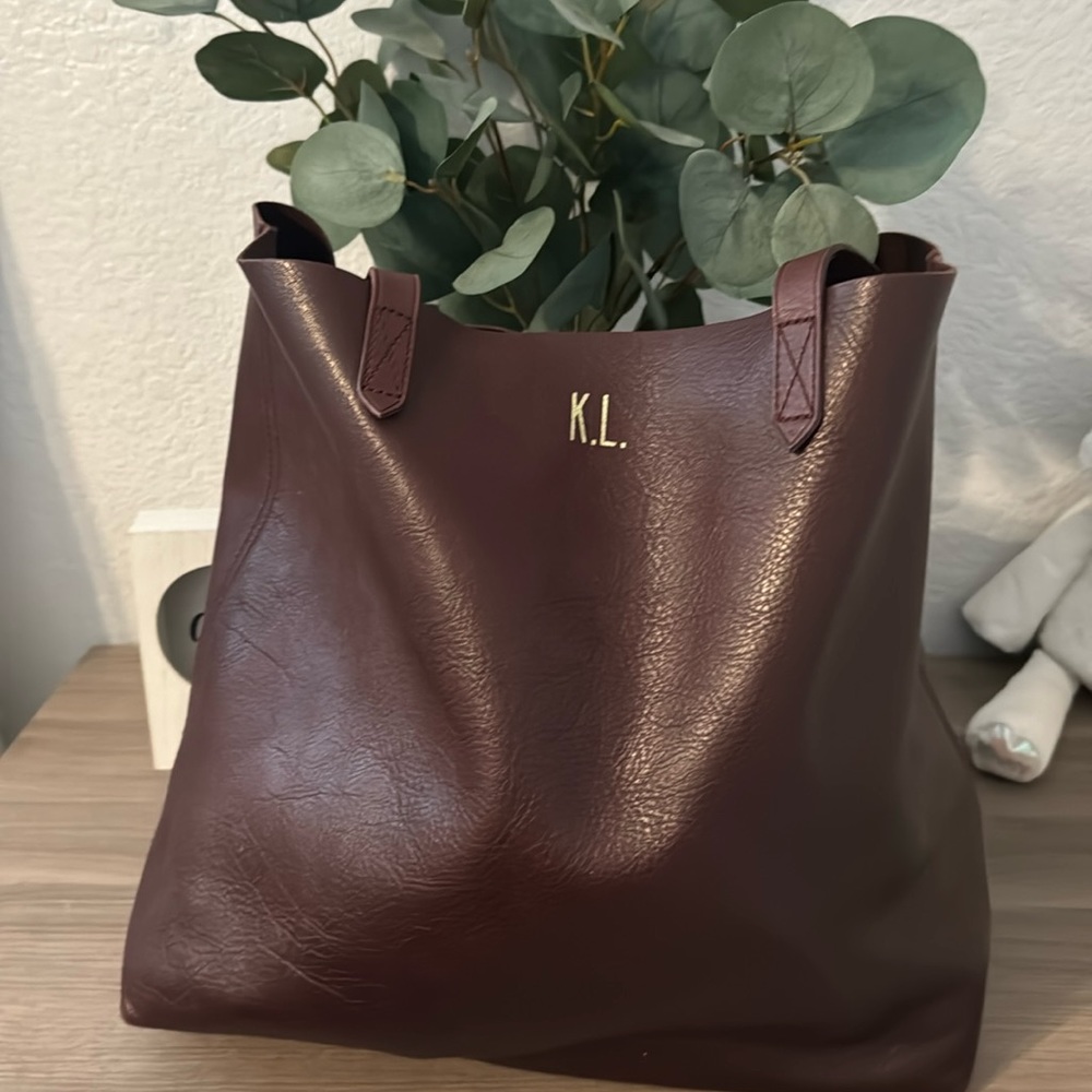 Madewell Lg. Leather burgundy tote